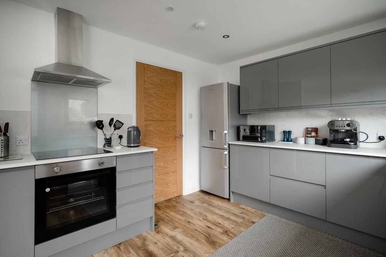 Ness Riverfront Holiday Home - City Centre Инвернесс Экстерьер фото