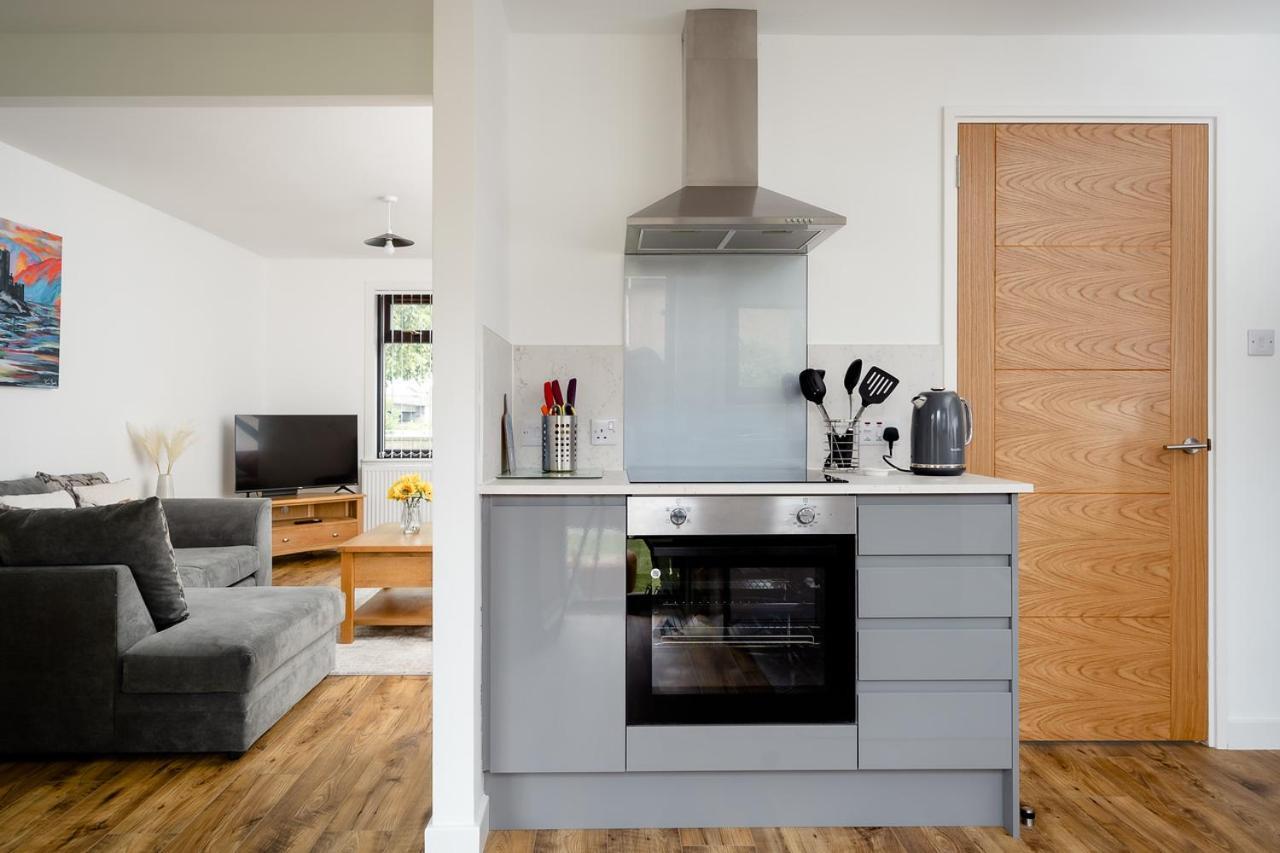 Ness Riverfront Holiday Home - City Centre Инвернесс Экстерьер фото