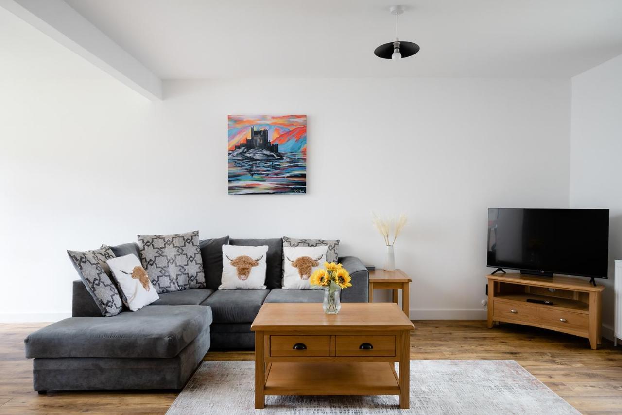 Ness Riverfront Holiday Home - City Centre Инвернесс Экстерьер фото
